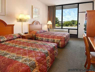 Days Inn By Wyndham Princeton Εξωτερικό φωτογραφία